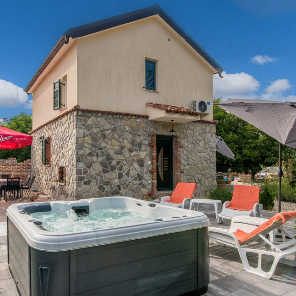 Villa Agnes, Accommodation Krk - Villa Agnes & Apartments Niko MALINSKA